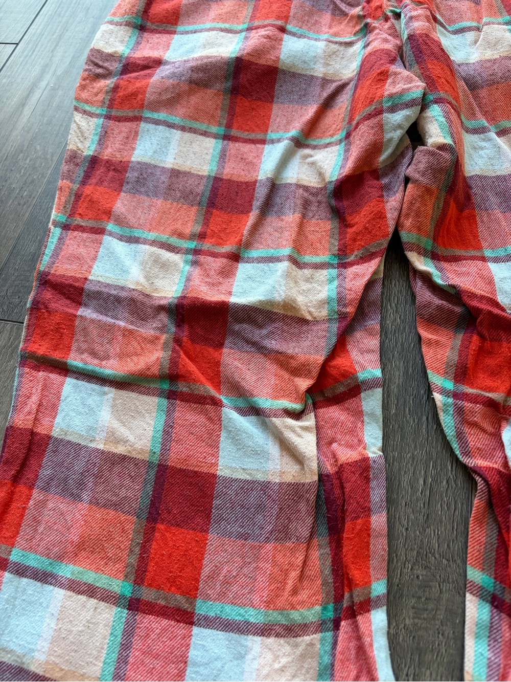 Women’s Old Navy Plaid Pajama Pants - Picture 5 of 5